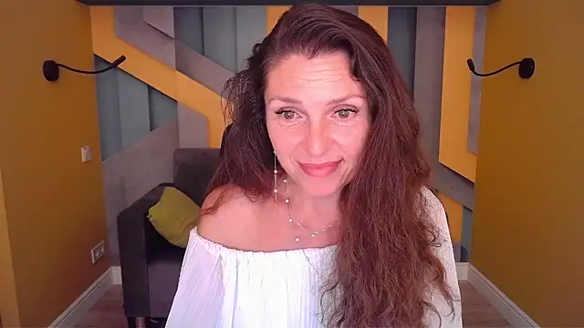 Chat +18 de EllaLong ao vivo