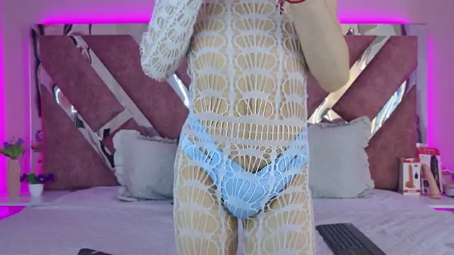CandyLuxury__: διαδικτυακό σόου στην κάμερα
