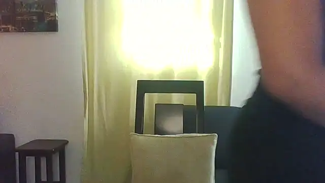 thekelliecapri Chat XXX in diretta