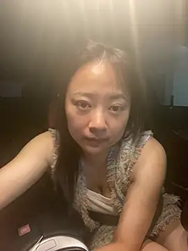 CRROO-AA's Live XXX Chat