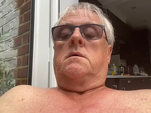 Chatroom XXX en direct de bigbadjon69