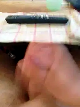 chrisdic27's Live XXX Chat