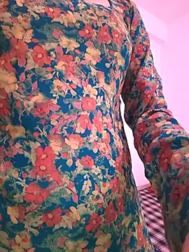 Pokazy przed kamerką – zoya_baby_