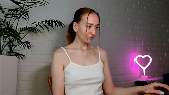 Chat +18 de WhitePrincessLuna ao vivo