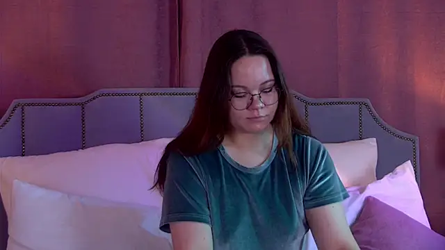 צ'אט XXX בשידור חי של ShyMariam