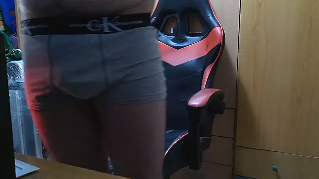 Czat XXX na żywo – Javier_bear