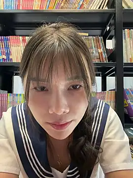 Fire-18's Live XXX Chat