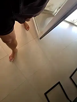 Lorent6969 Adlı Modelin Canlı XXX Sohbeti