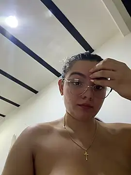 Eva_stark10 লাইভ XXX চ্যাট