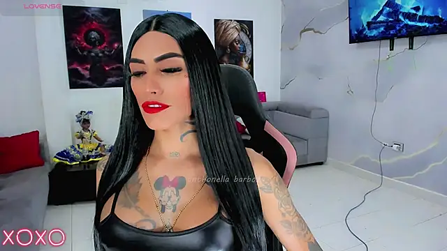 Nella_Dolls Adlı Modelin Web Kamerası Şovu