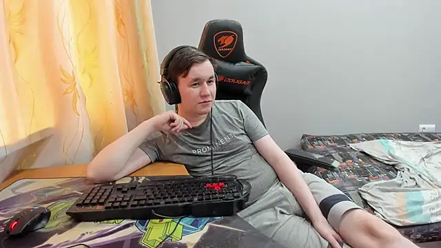 iliaskrislove Chat XXX in diretta
