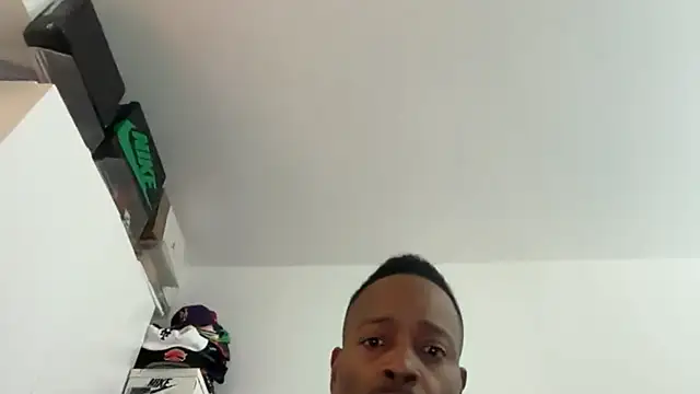 theblacklordmaster লাইভ XXX চ্যাট
