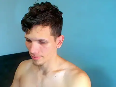 Chat +18 de kevinkewman ao vivo