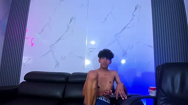 Kleyn_black 라이브 XXX 채팅