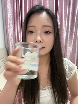 Chat XXX ao vivo de BIGBABYYEYE