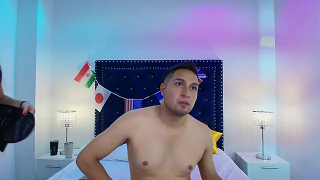 Chat XXX en directo de Alissa_and_alann