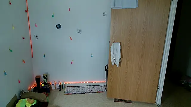 hei_69 Chat XXX live