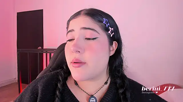 AmberiniHoffman's Live XXX Chat