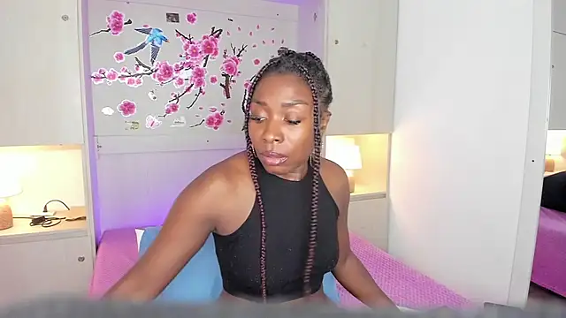 TaylorBloom's Live XXX Chat