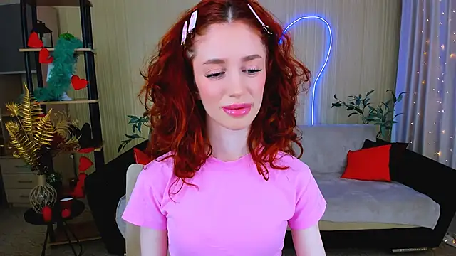 ChristinaConteeree's Live XXX Chat