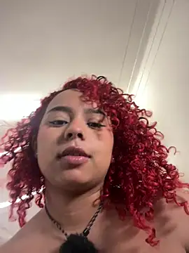 lara_curlyのライブXXXチャット