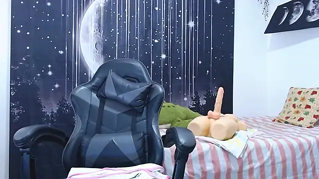Hikaryfire's Live XXX Chat