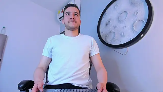 mike_257's Live XXX Chat
