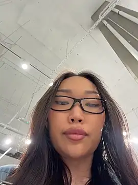 trytomakememoam Chat XXX in diretta