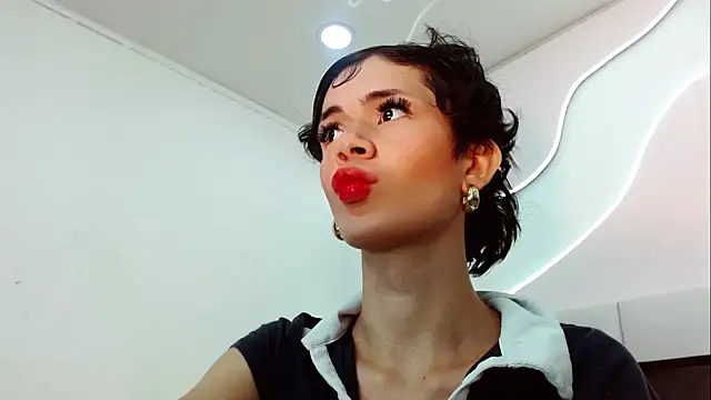 Czat XXX na żywo – Jazmiin_Rosee