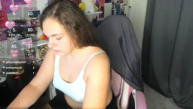 Živý XXX chat elara_sunbeam