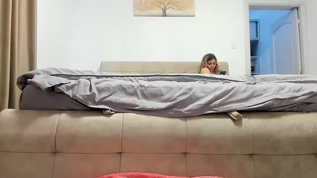 Hottalicia2 Chat XXX in diretta