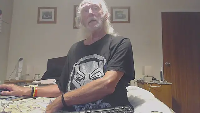عرض كام WaverlyKernow