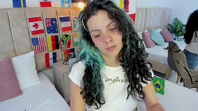 Czat XXX na żywo – DinahCarter