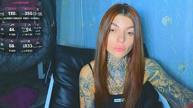 Živý XXX chat tattooedBabyy