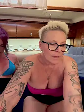 German_Milf élő XXX-chatje