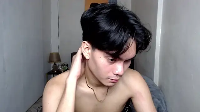 asian_cale 在線直播表演