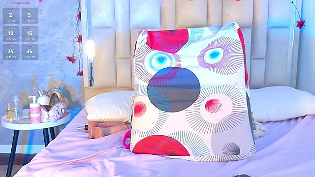 Chat XXX en directo de Bella-Sanders