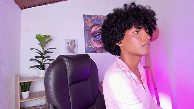 NaomiSaenz_'s Live XXX Chat