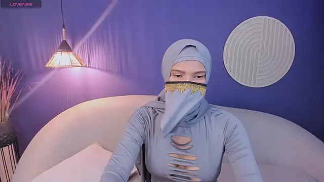 Czat XXX na żywo – Slaazy_VI