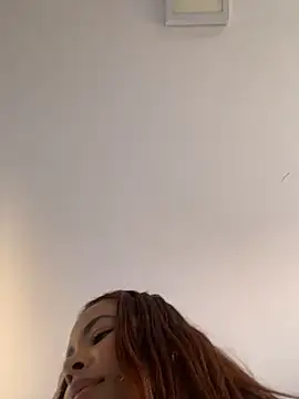 AryCoral555 Chat XXX in diretta