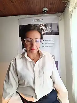 Valentina--1 লাইভ XXX চ্যাট