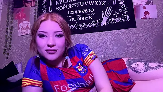 Czat XXX na żywo – Alisha_Skyy