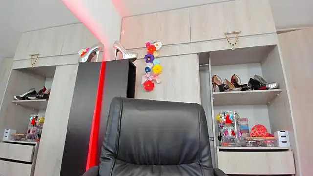 BellaFlaming লাইভ XXX চ্যাট
