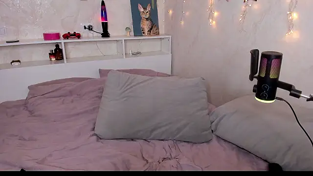 whoalexxa Adlı Modelin Canlı XXX Sohbeti