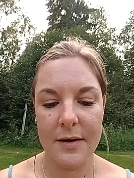 SwedishJennifer's Live XXX Chat
