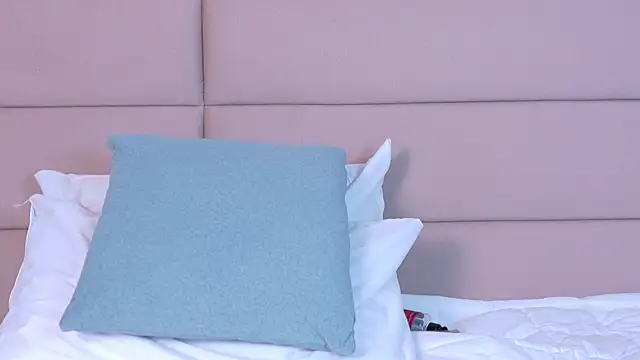 ZoehAngel Chat XXX live