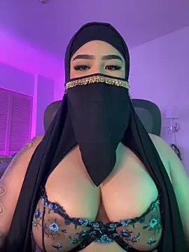 Pokazy przed kamerką – Yasmin_cute