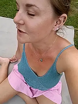 SwedishJennifer 现场XXX聊天