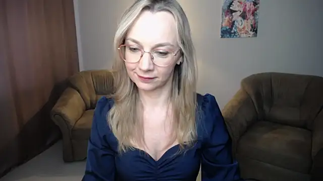 Ava_Elior Adlı Modelin Canlı XXX Sohbeti