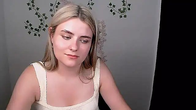 _shy_sabrina__: онлайн-секс-чат